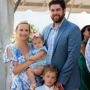 Meet your Posher, Whitney